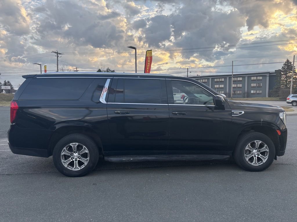 Used 2021 GMC Yukon XL SLE image 7