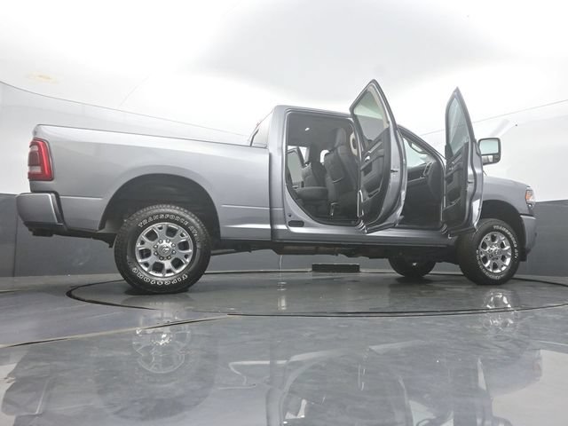 Used 2024 RAM 2500 Laramie AWD/4WD image 56