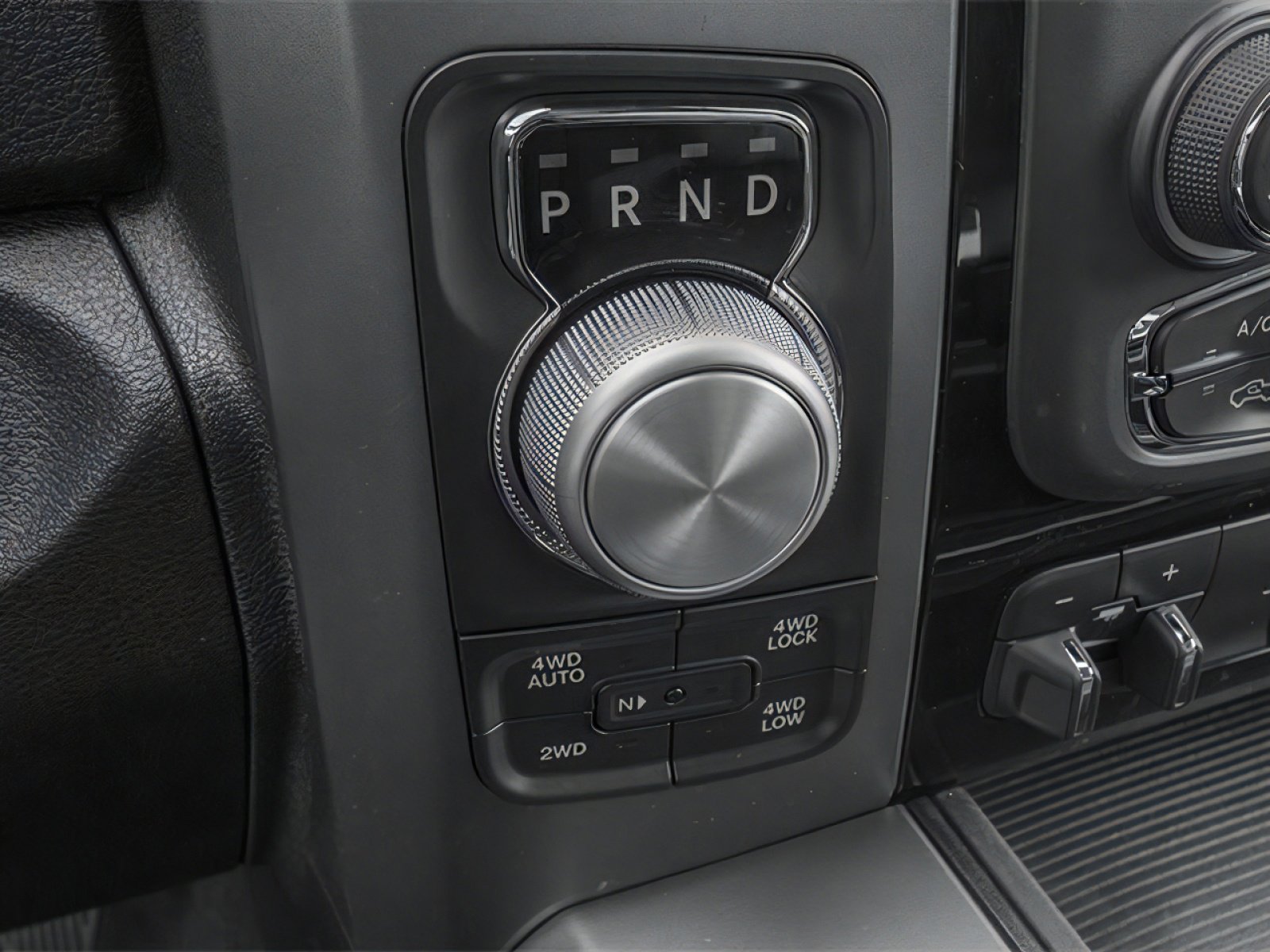 Used 2014 RAM 1500 Sport w/ Convenience Group AWD/4WD image 8