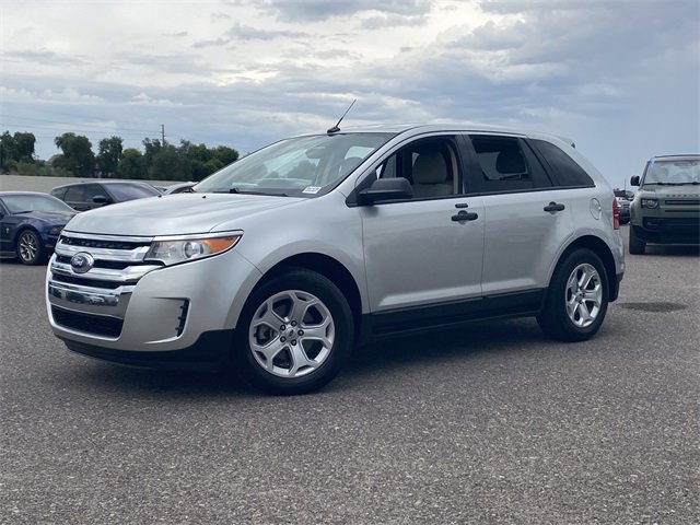 Used 2013 Ford Edge SE image 2