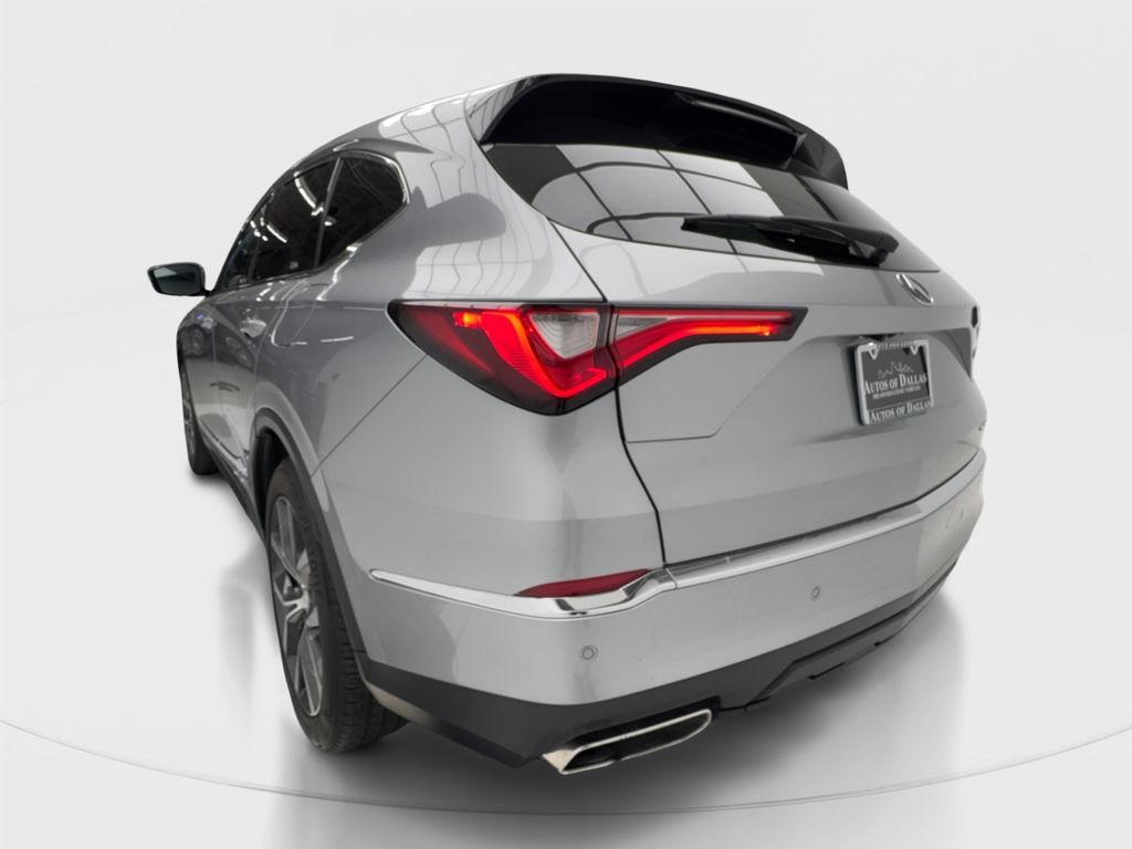 Used 2023 Acura MDX w/ Technology Package AWD/4WD image 10