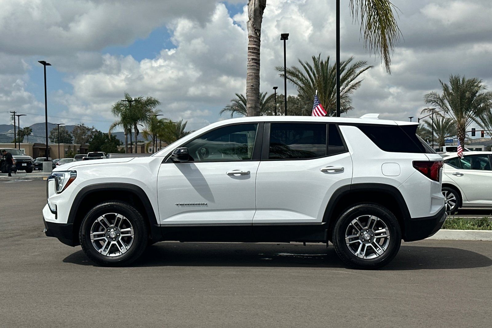 Used 2026 GMC Terrain Elevation image 7