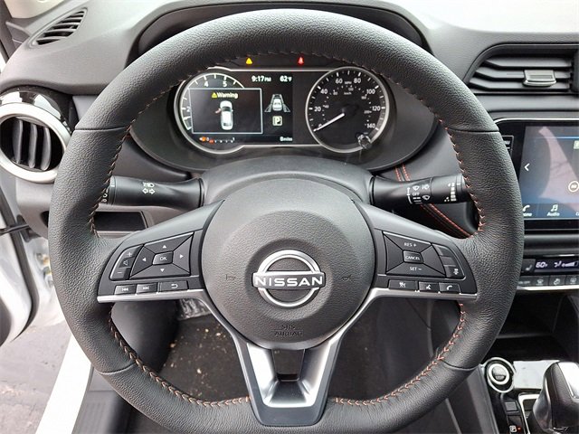 New 2025 Nissan Versa SR w/ Trunk Package image 8