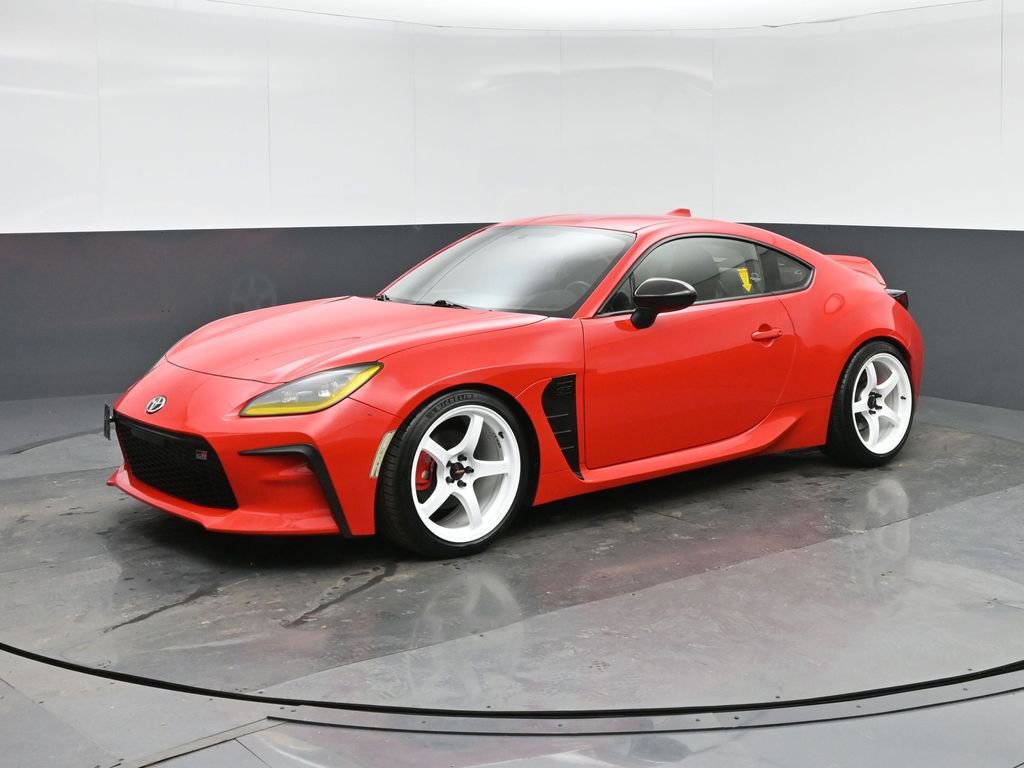 Used 2023 Toyota GR86 Premium image 3