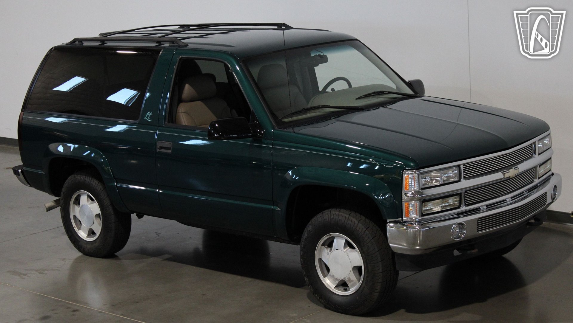 Used 1996 Chevrolet Tahoe 4WD 2-Door image 17
