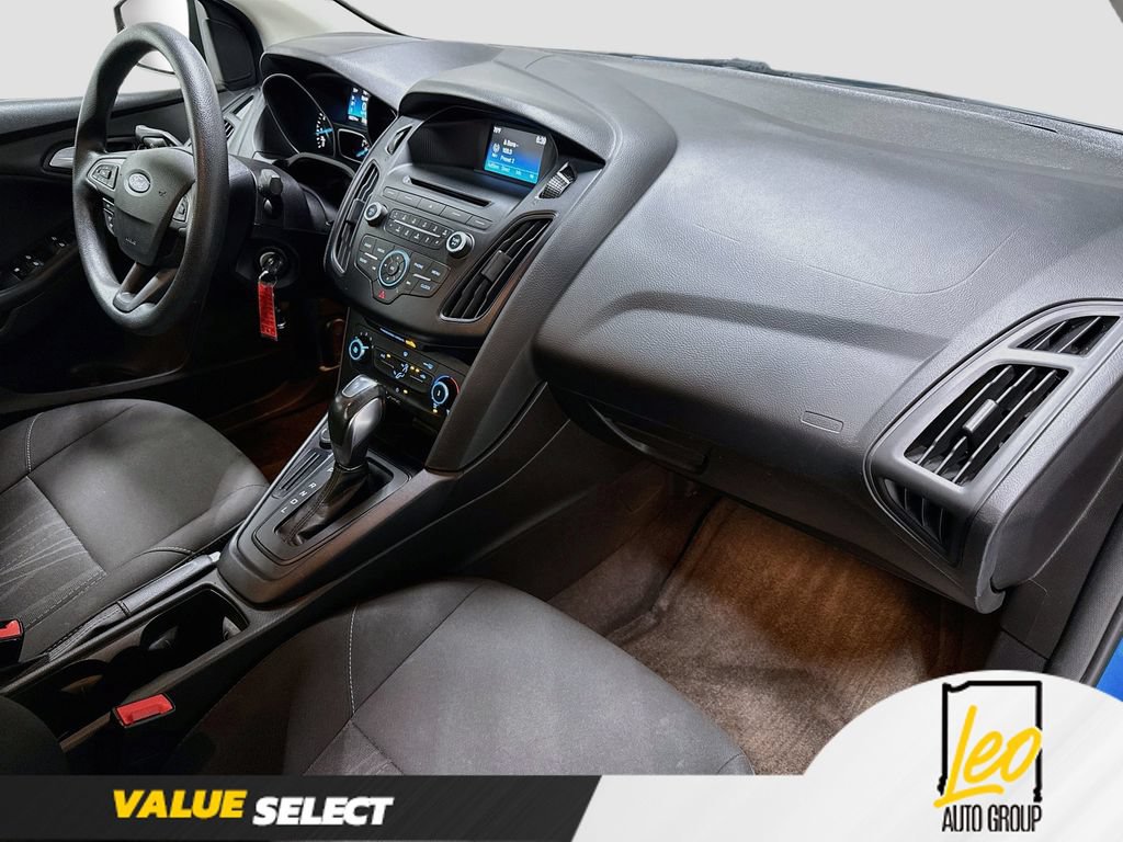 Used 2015 Ford Focus SE FWD image 28
