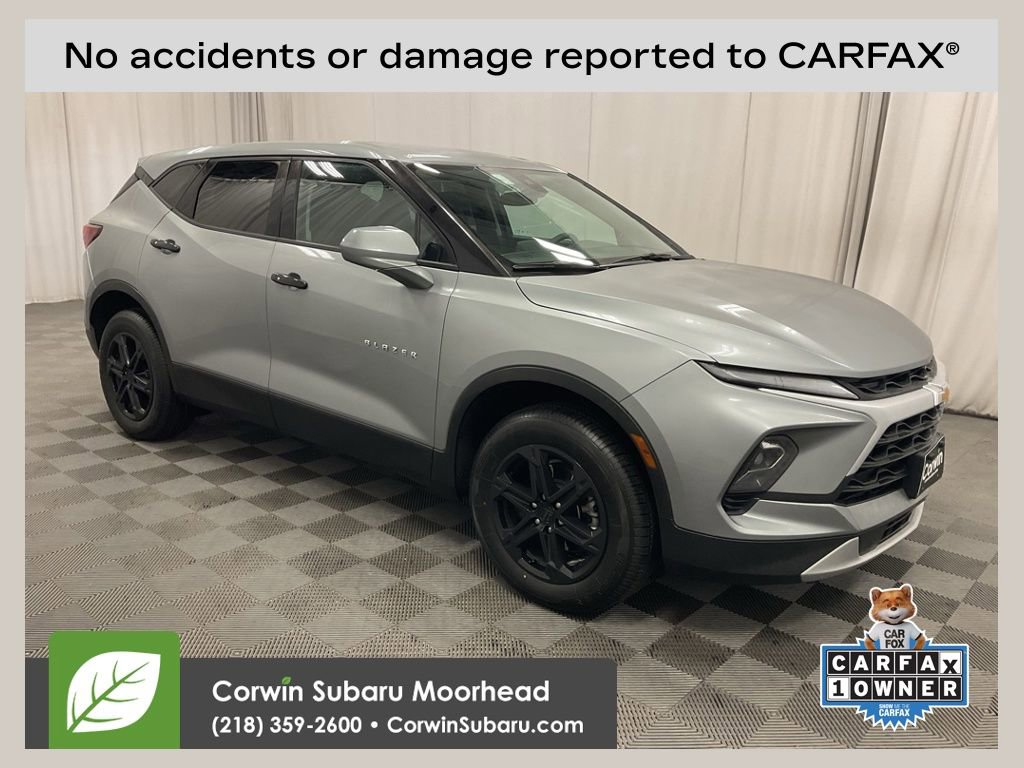 Used 2025 Chevrolet Blazer LT image 1