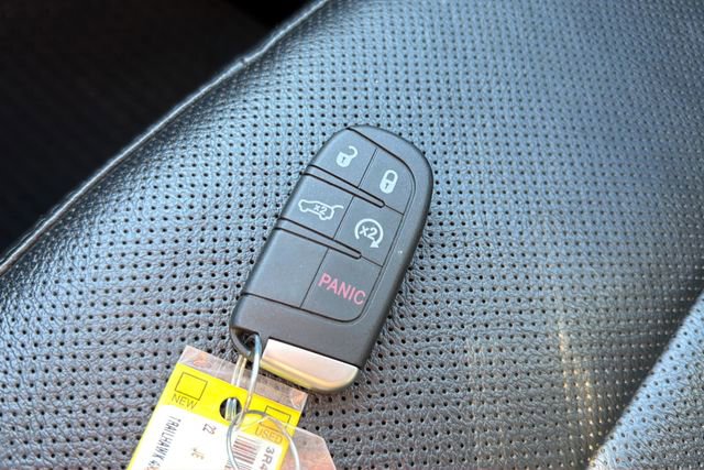 Used 2022 Jeep Compass Trailhawk w/ Trailhawk Elite Group image 25