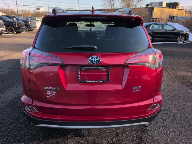 Used 2016 Toyota RAV4 XLE image 6