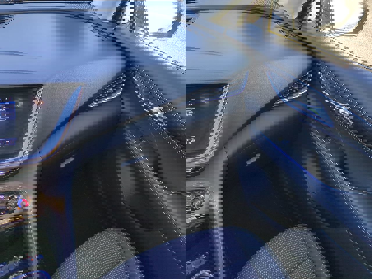 Used 2021 Buick Envision Preferred w/ Sport Touring Package image 17