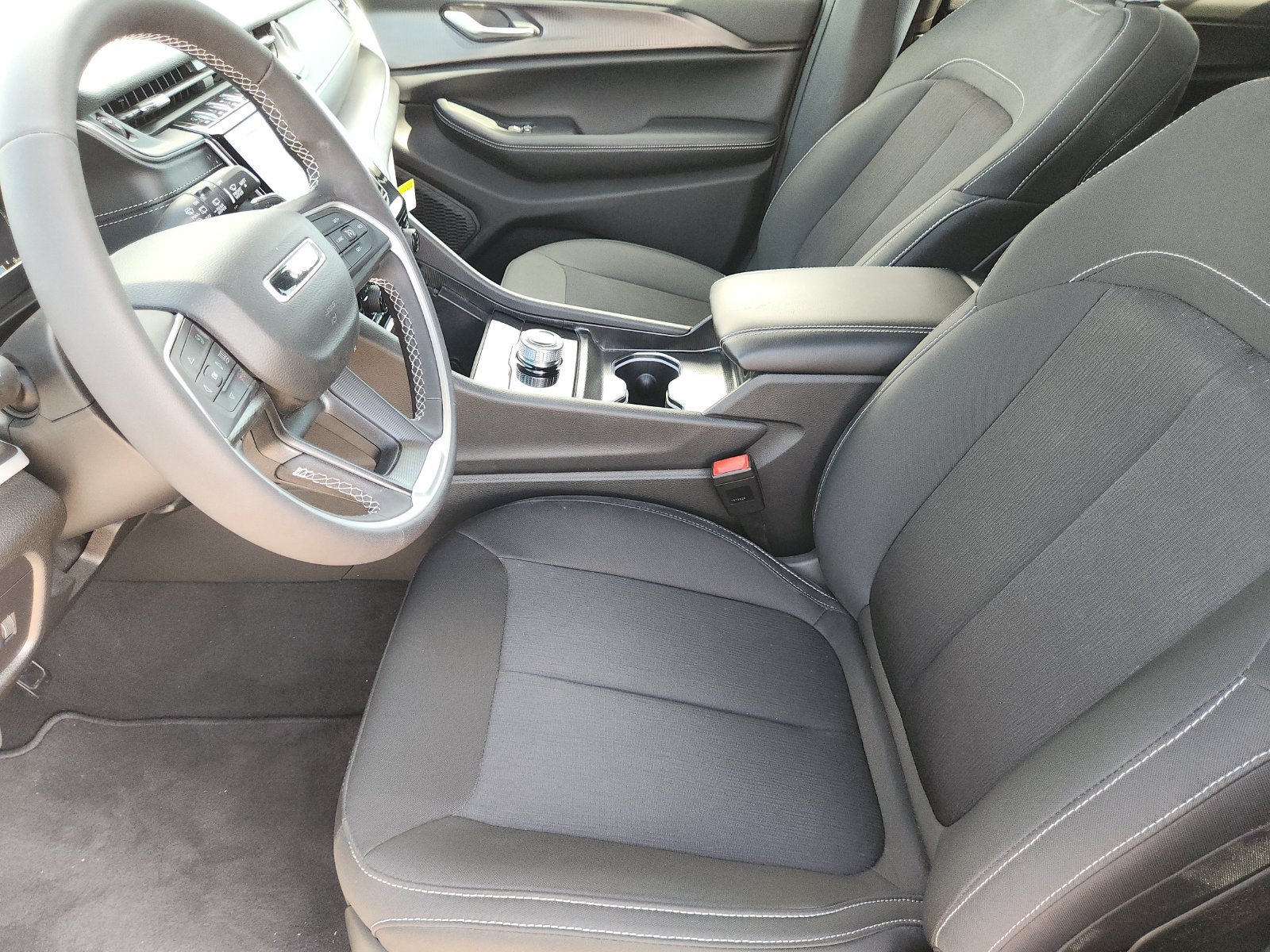 New 2026 Jeep Grand Cherokee L Laredo RWD image 13
