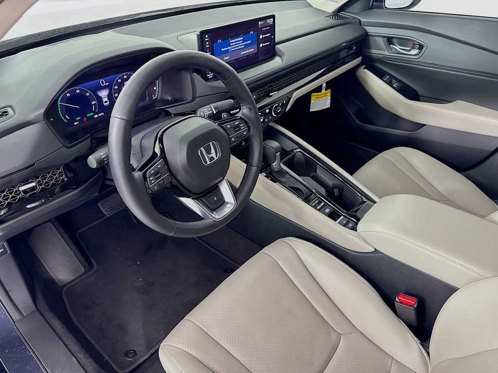 Certified 2025 Honda Accord Touring image 11