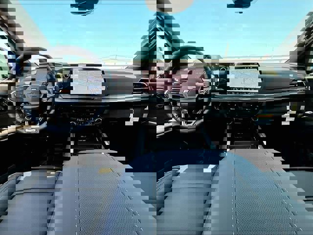 New 2025 Chevrolet Suburban Premier image 10