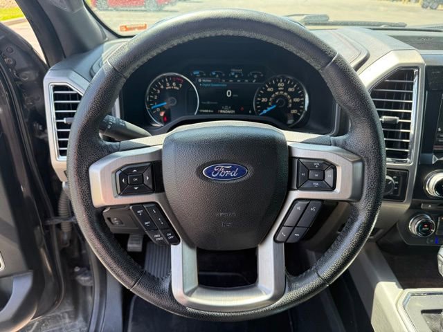 Used 2015 Ford F150 Platinum w/ Equipment Group 701A Luxury AWD/4WD image 14