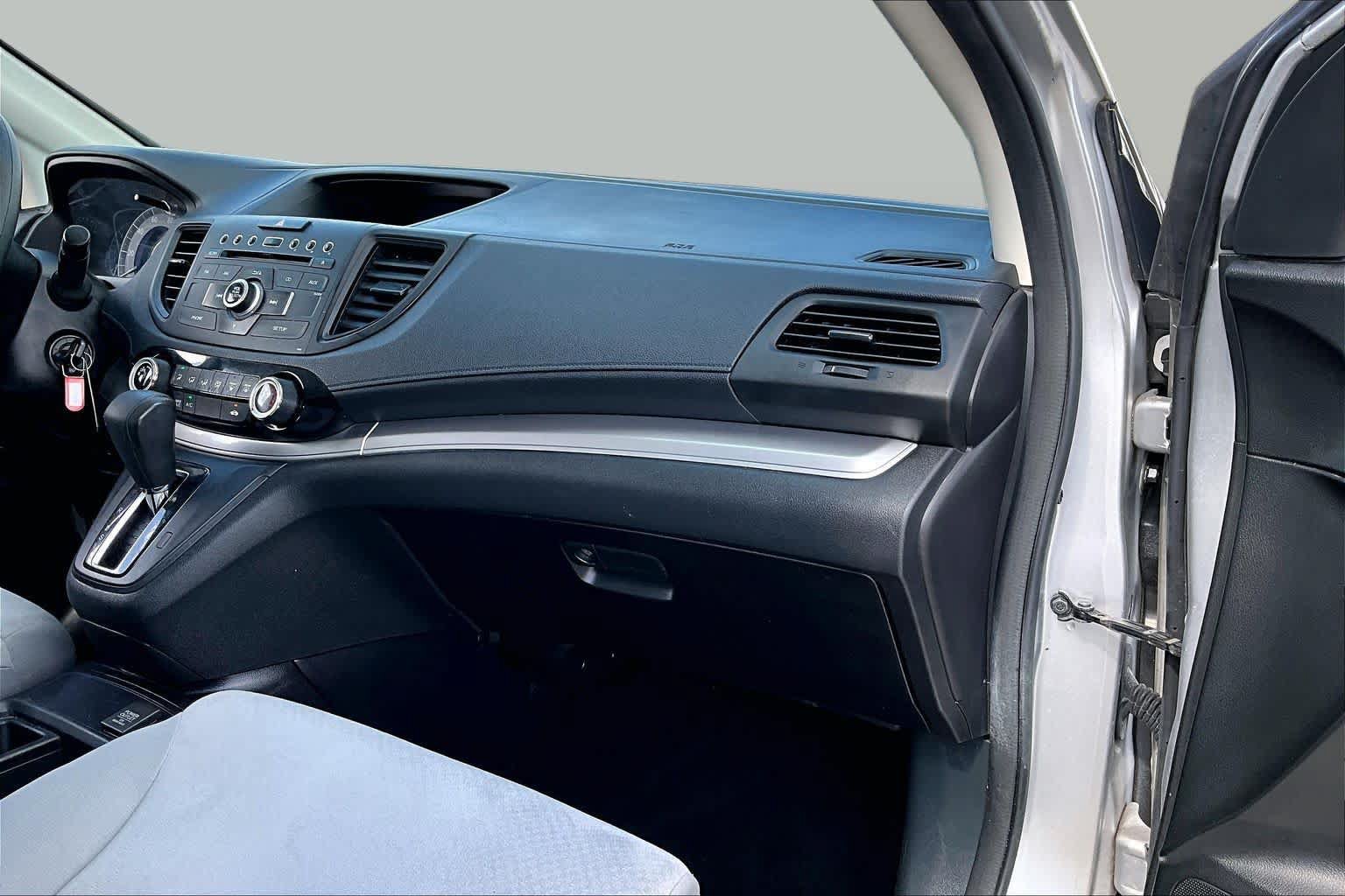 Used 2015 Honda CR-V LX image 19