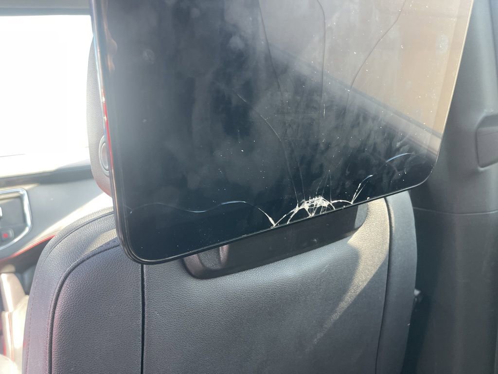 Used 2023 Chevrolet Suburban RST w/ Luxury Package image 26