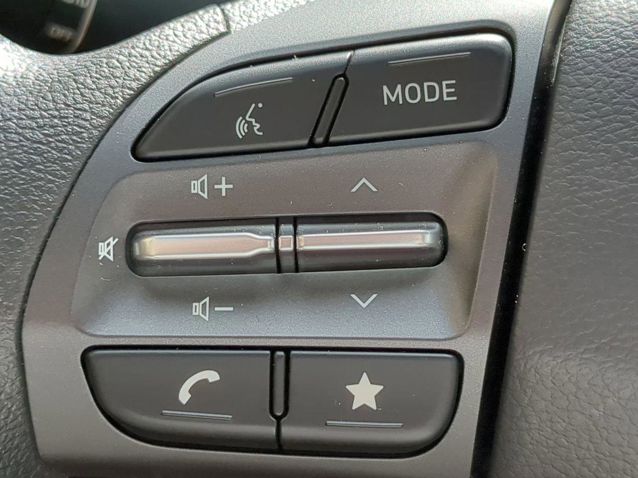 Certified 2022 Hyundai Kona SEL image 23