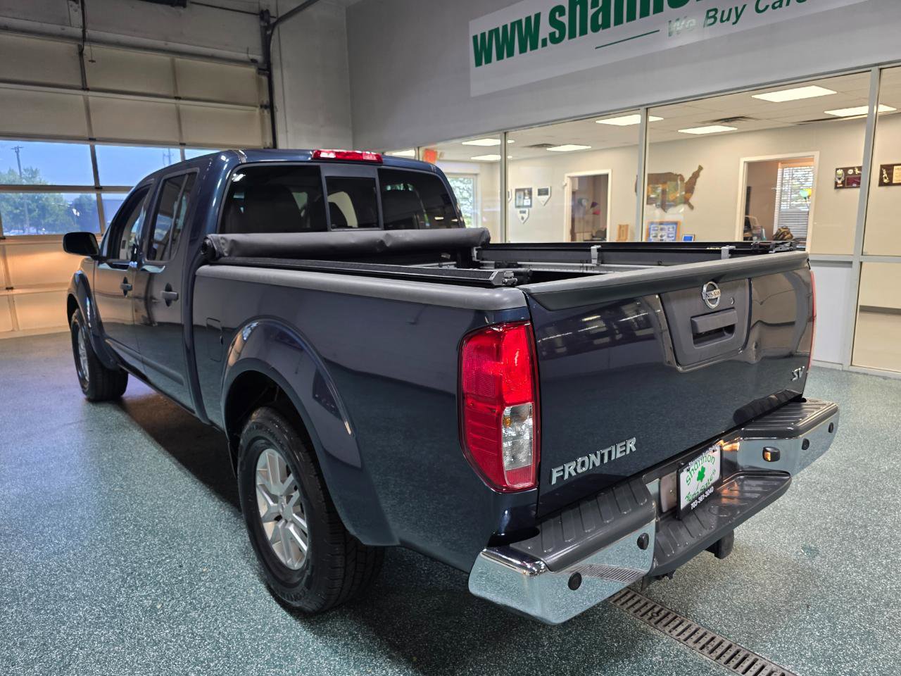 Used 2019 Nissan Frontier SV RWD image 9