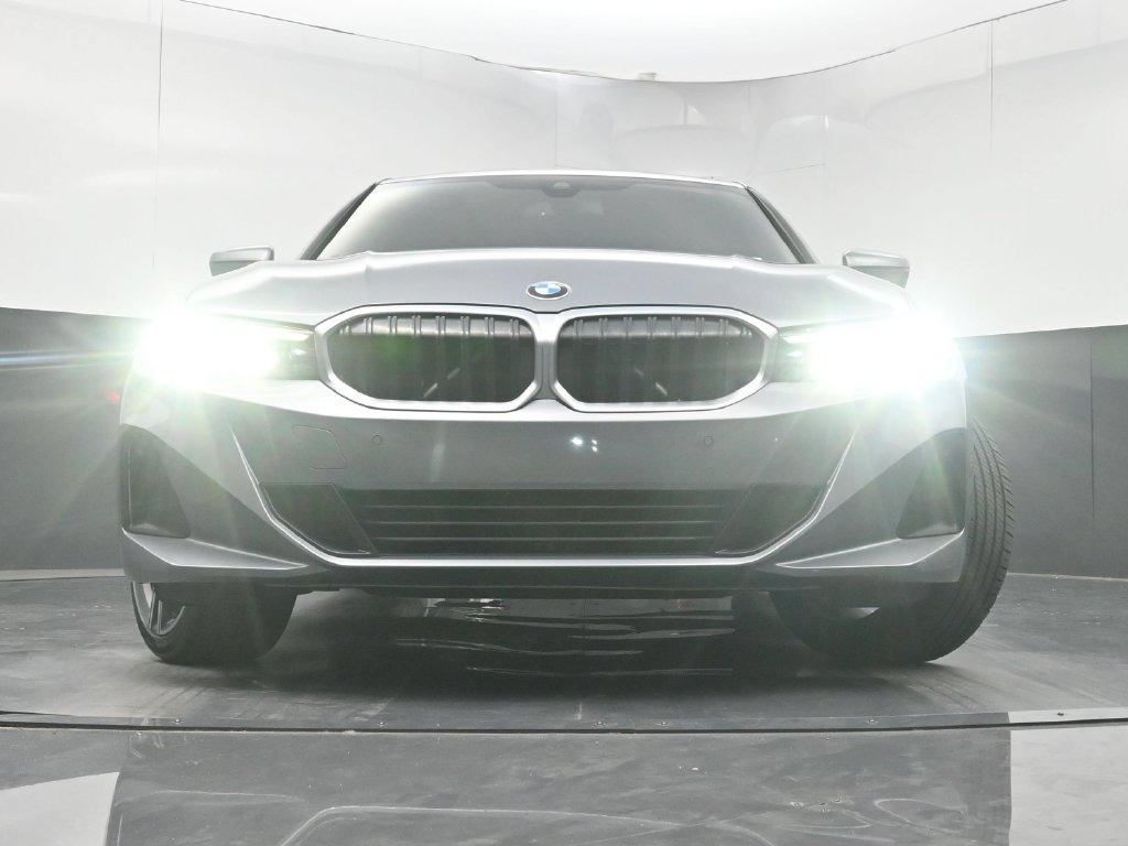 Used 2023 BMW 330i Sedan w/ Driving Assistance Package RWD image 26