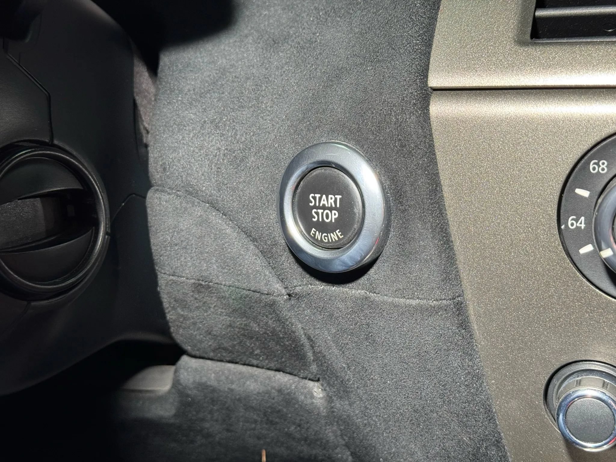 Used 2008 BMW 650i Coupe w/ Sport Pkg RWD image 40