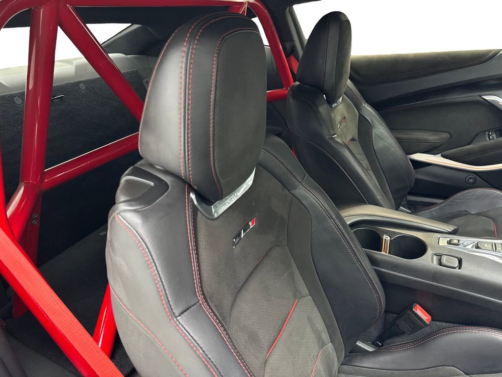 Used 2018 Chevrolet Camaro ZL1 RWD image 37
