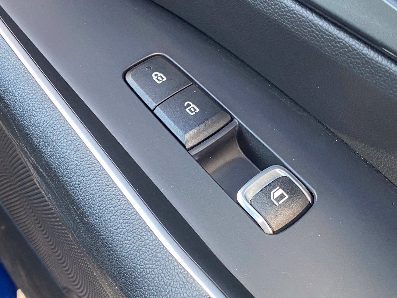 Certified 2023 Kia Sorento S w/ Panoramic Sunroof Package FWD image 25
