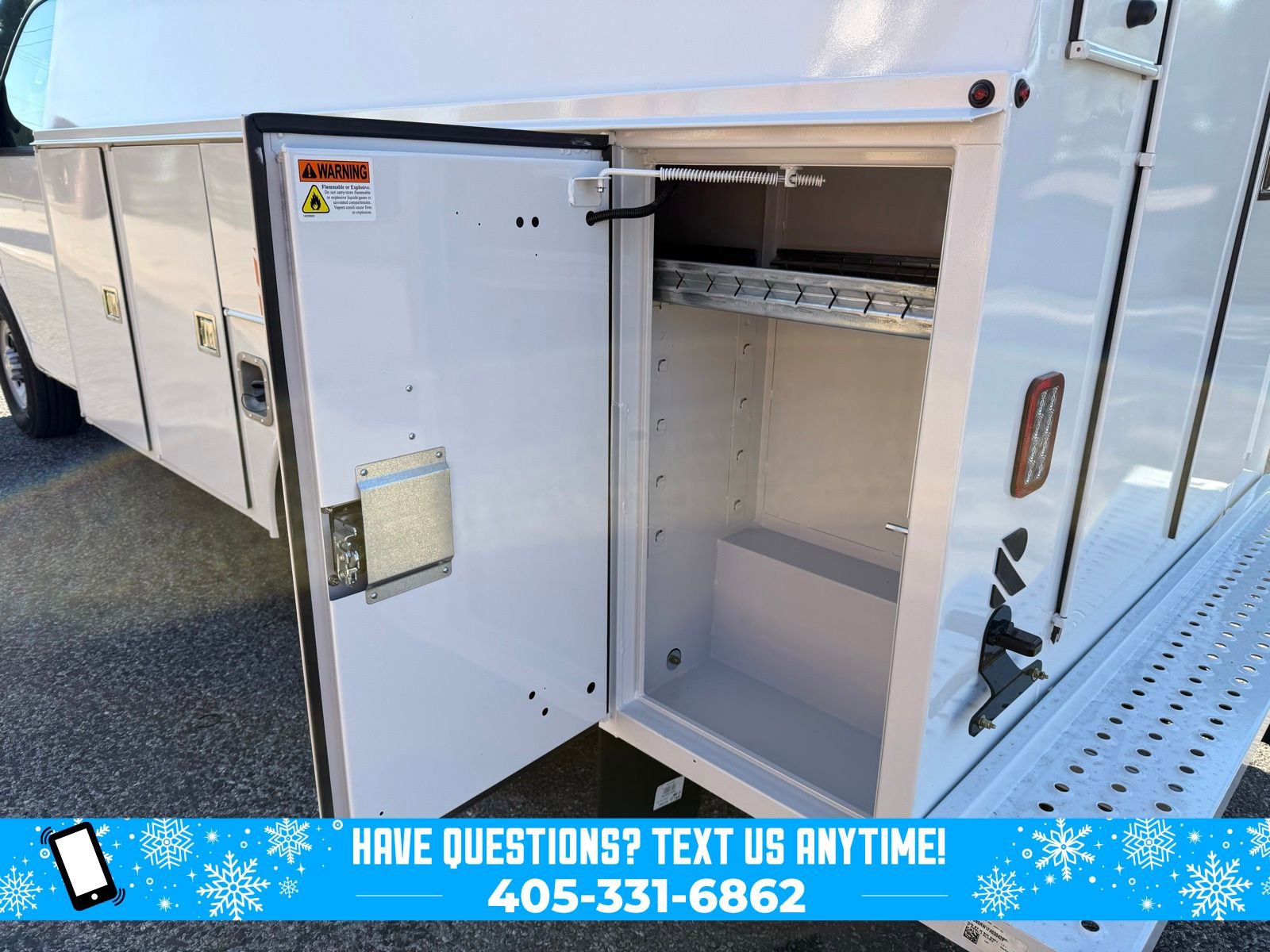 New 2025 Chevrolet Express 3500 w/ Power Convenience Package image 30