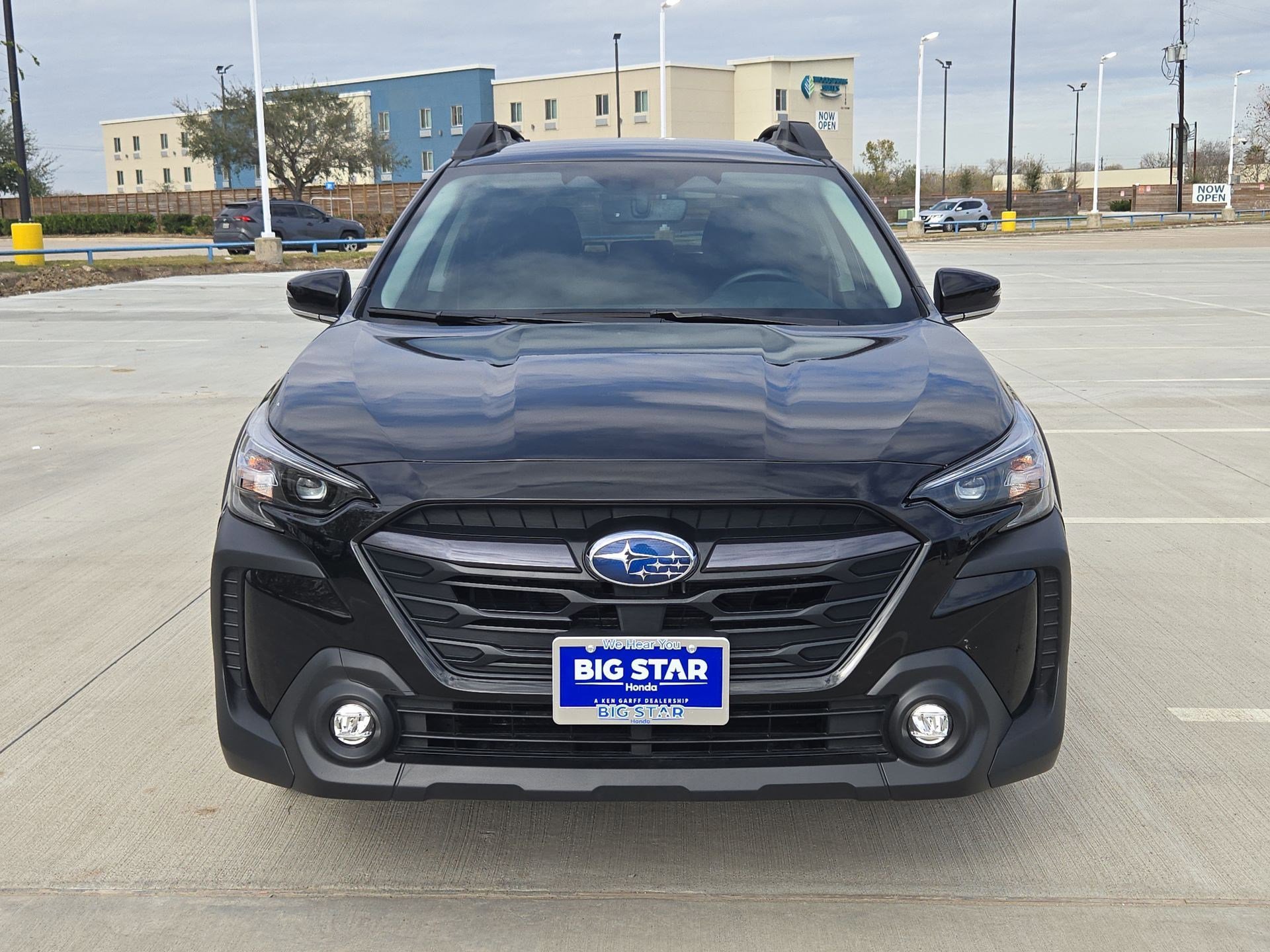 Used 2025 Subaru Outback Premium image 10