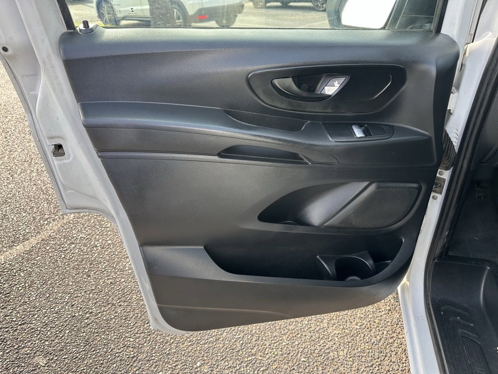 Used 2016 Mercedes-Benz Metris image 10