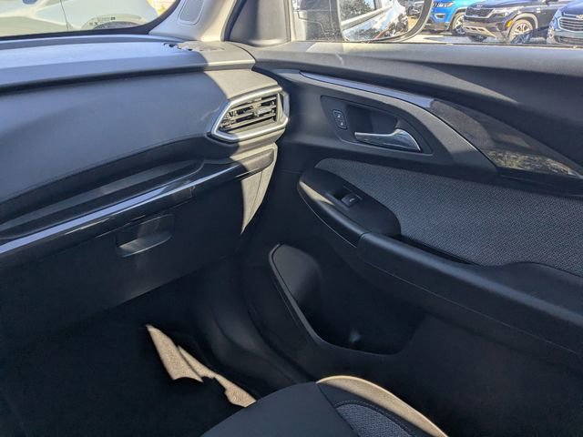 Used 2022 Chevrolet TrailBlazer LS image 17