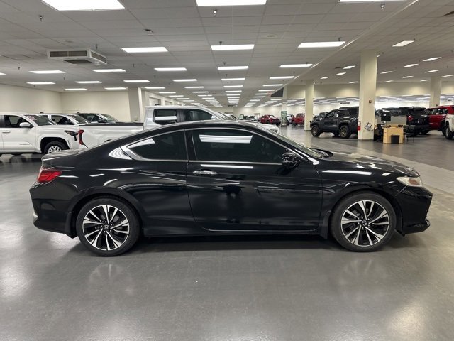 Used 2017 Honda Accord EX-L image 8