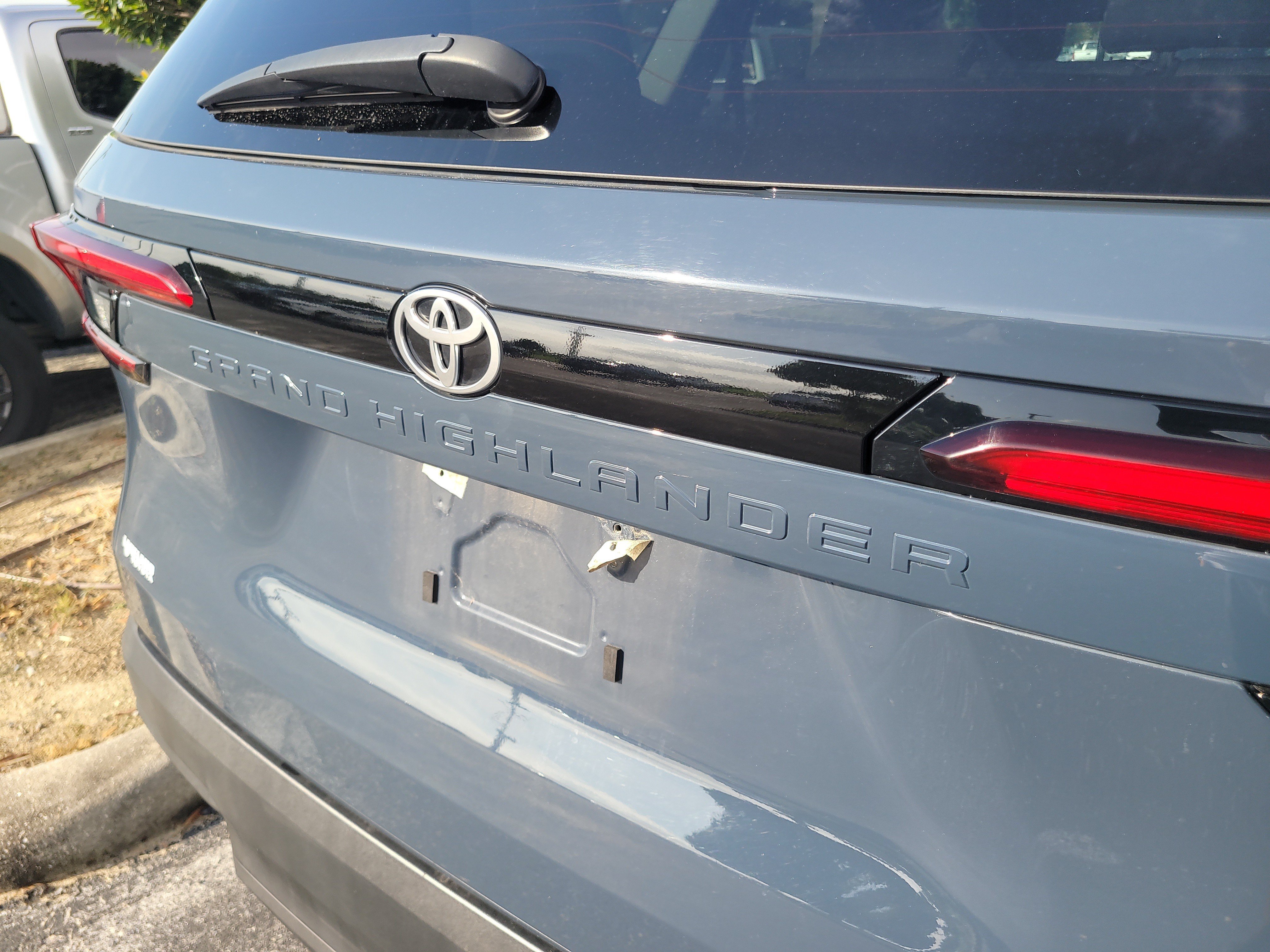 Used 2025 Toyota Grand Highlander FWD image 10