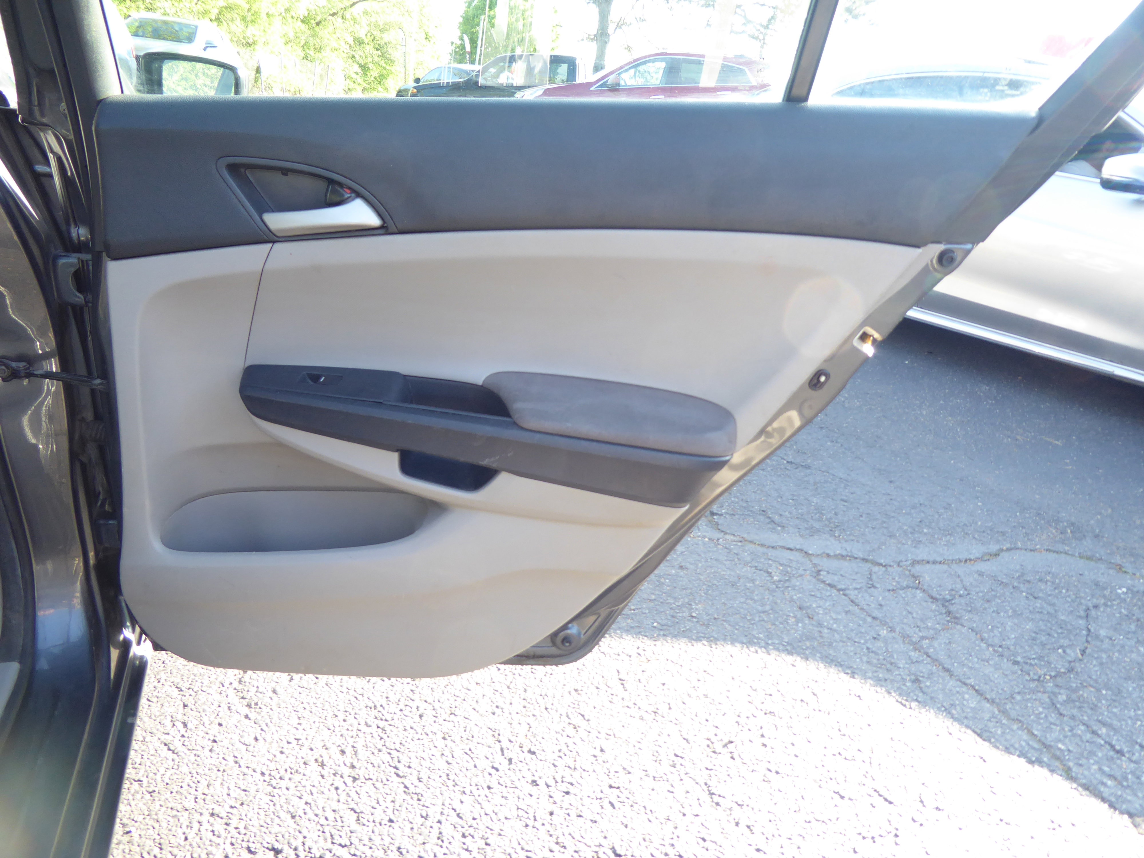 Used 2012 Honda Accord LX image 22