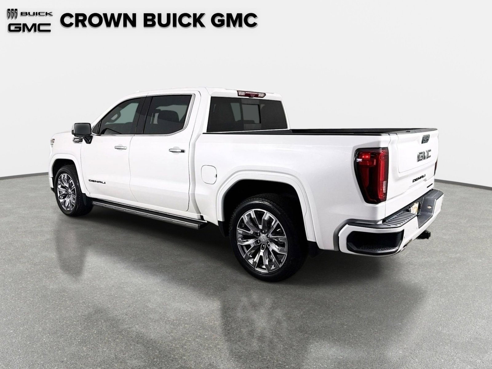 Certified 2023 GMC Sierra 1500 Denali w/ Denali Reserve Package AWD/4WD image 7