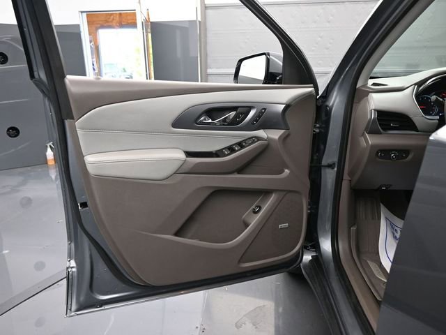 Used 2020 Chevrolet Traverse Premier image 12