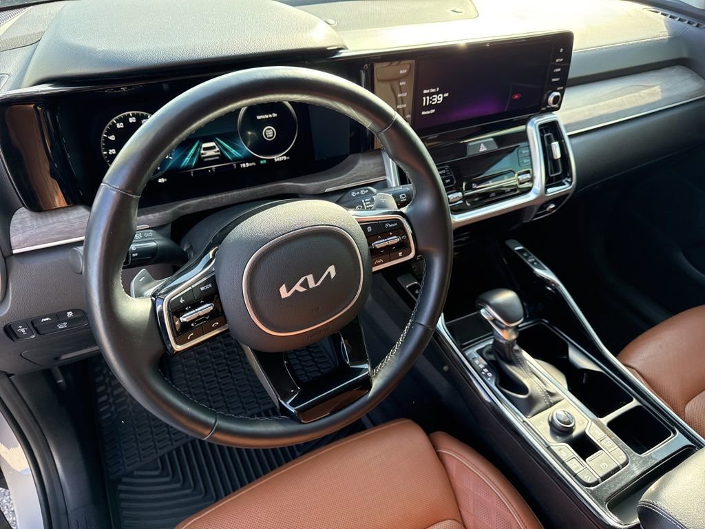 Used 2023 Kia Sorento SX Prestige image 38