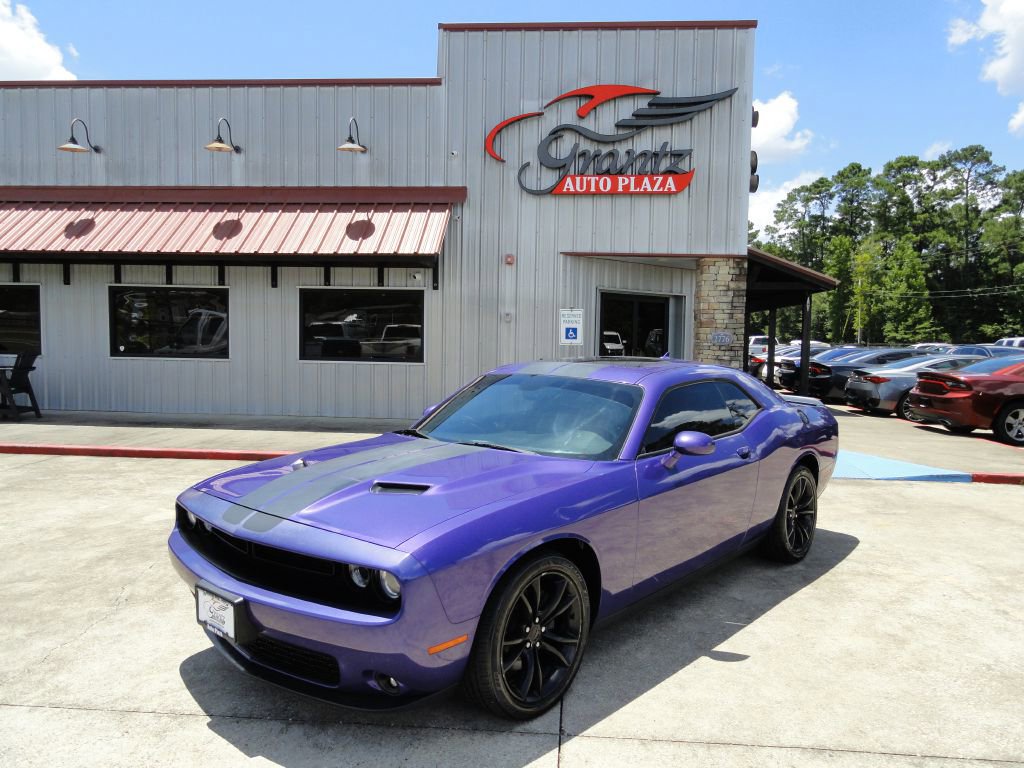 Used 2016 Dodge Challenger SXT Plus