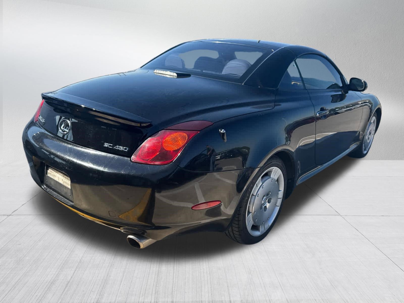 Used 2002 Lexus SC 430 Convertible RWD image 2