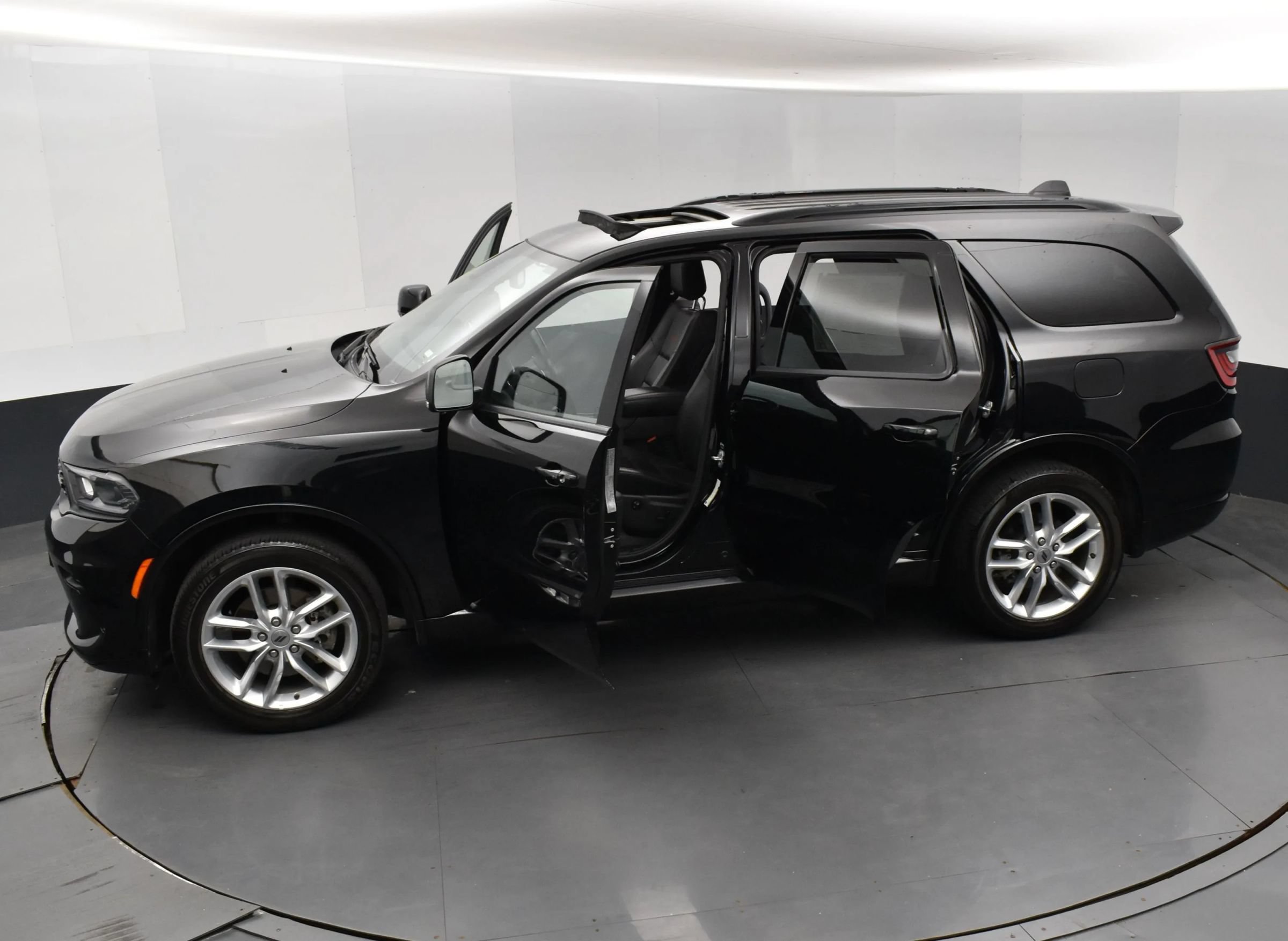 Used 2024 Dodge Durango GT AWD/4WD image 7