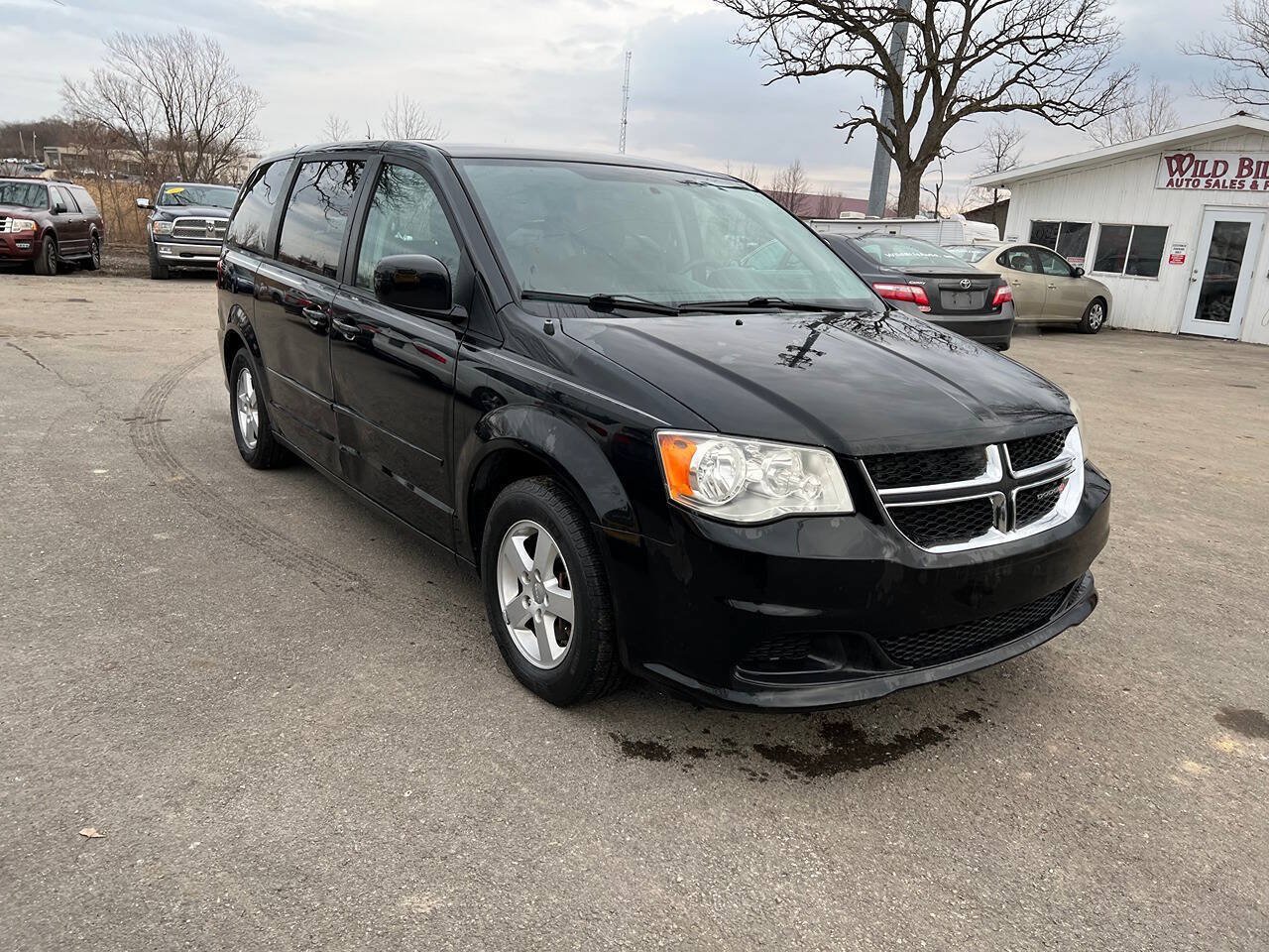 Used 2012 Dodge Grand Caravan SE FWD image 3