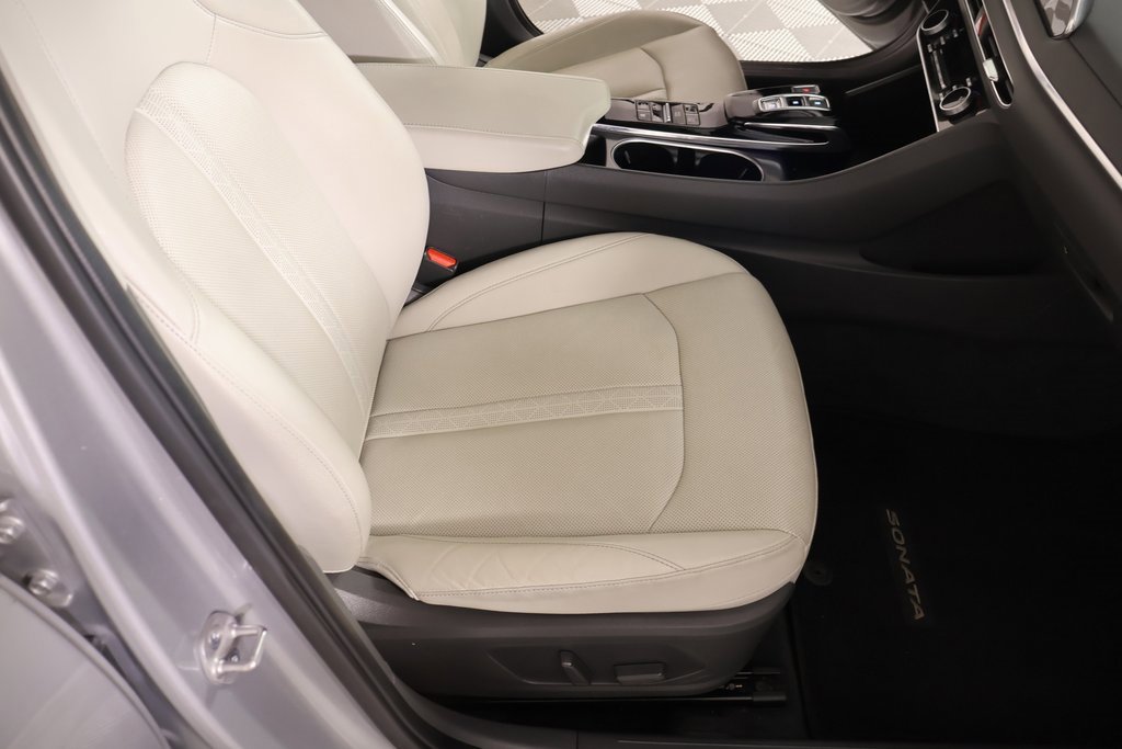 Used 2023 Hyundai Sonata Limited w/ Cargo Package image 14