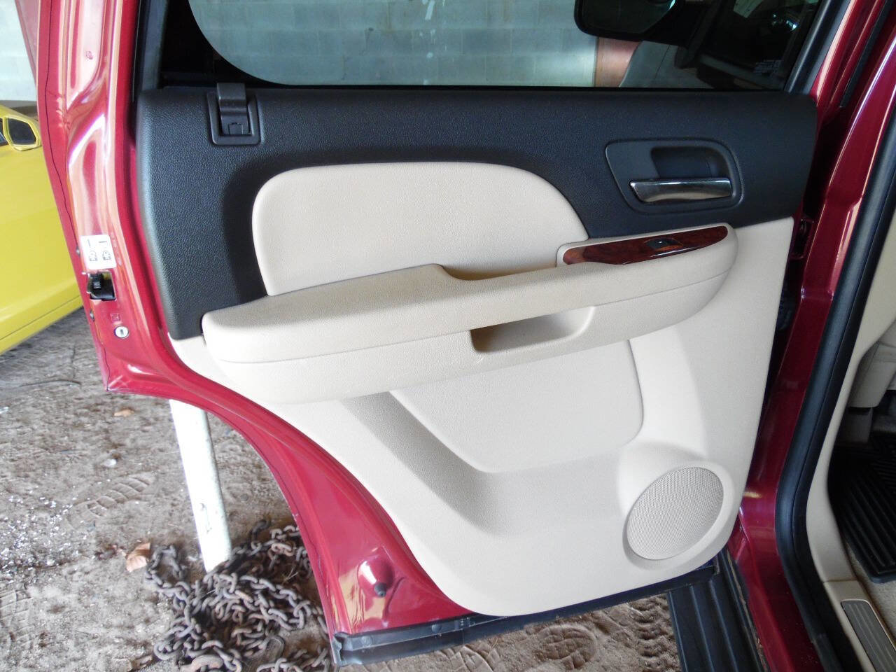 Used 2007 Chevrolet Tahoe LT w/ LT Preferred Equipment Group image 16