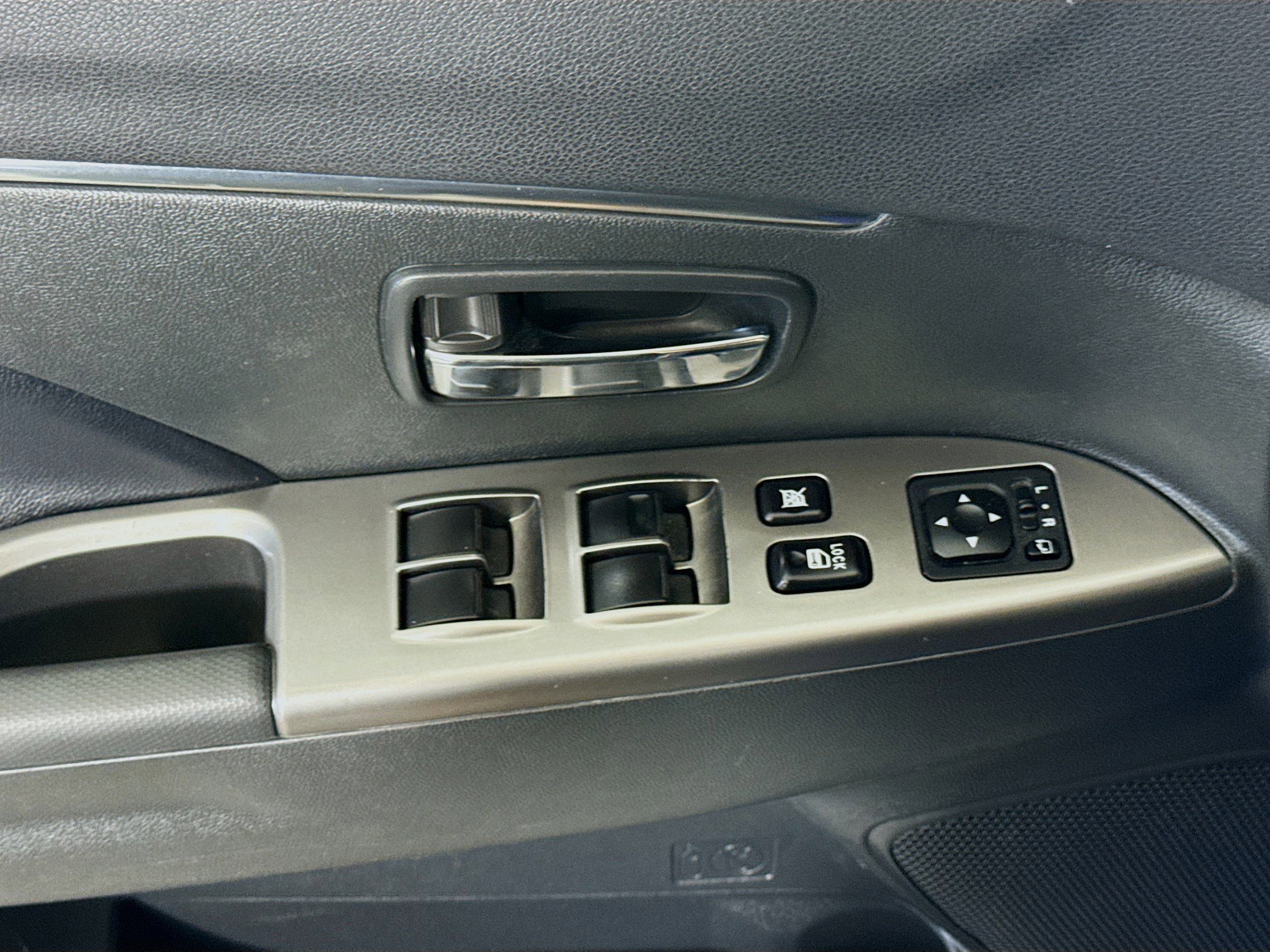 Used 2022 Mitsubishi Outlander Sport SE image 24