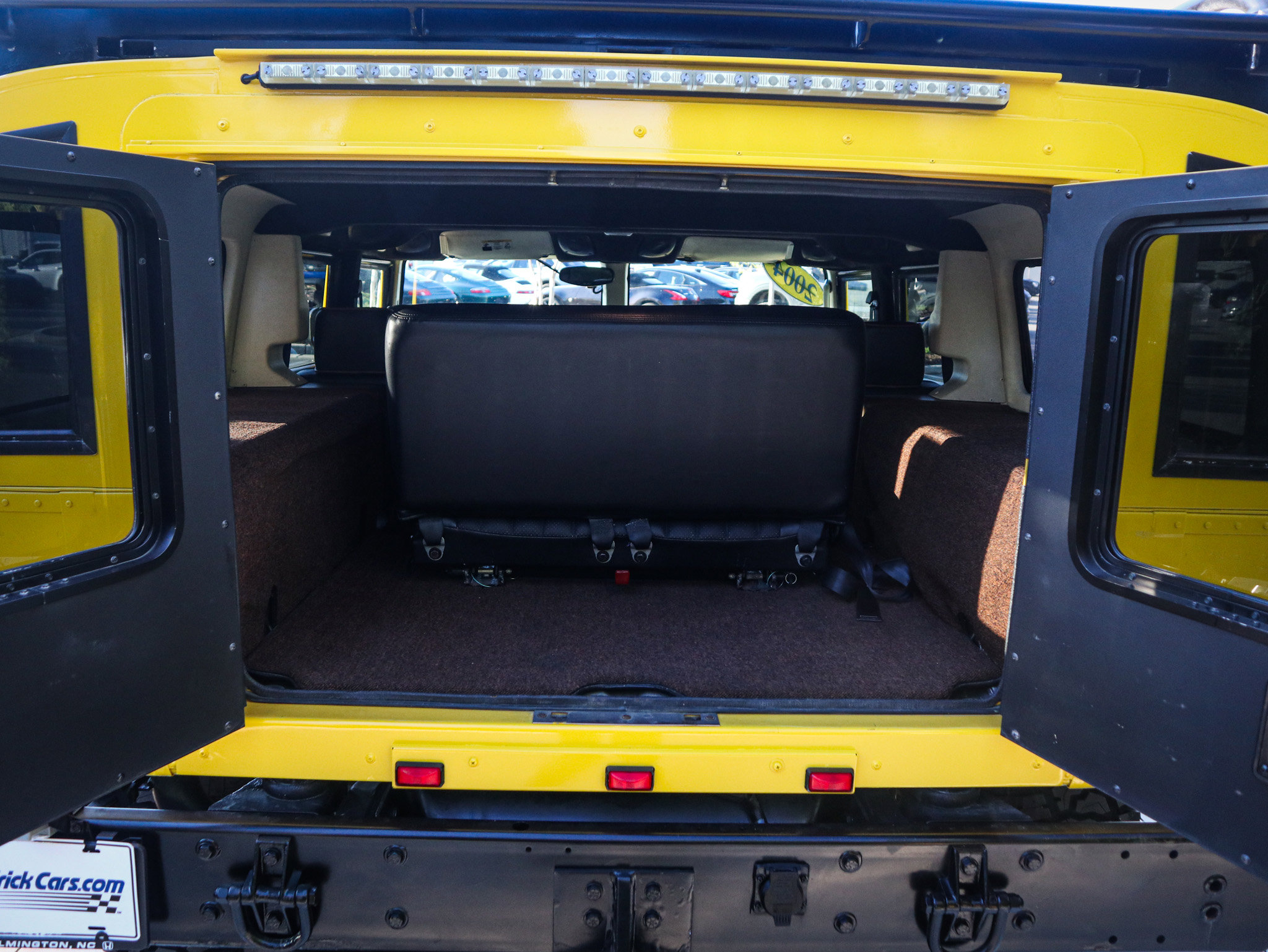 Used 2004 HUMMER H1 4-Door Wagon image 30