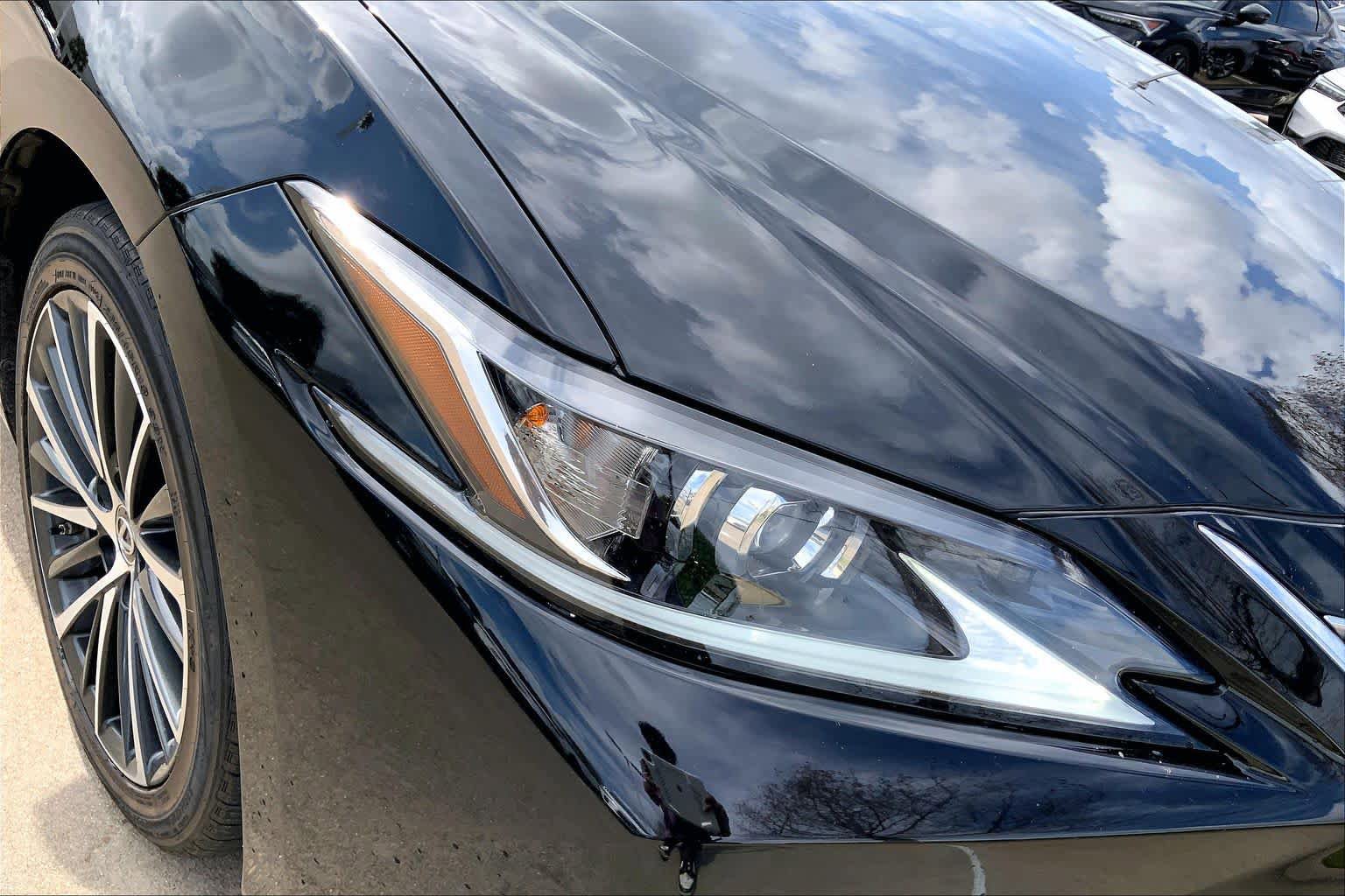 Used 2024 Lexus ES 350 w/ Premium Package FWD image 26
