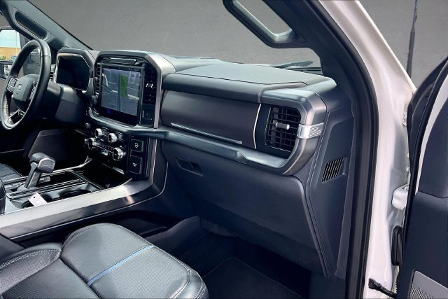 Used 2025 Ford F150 Platinum AWD/4WD image 13