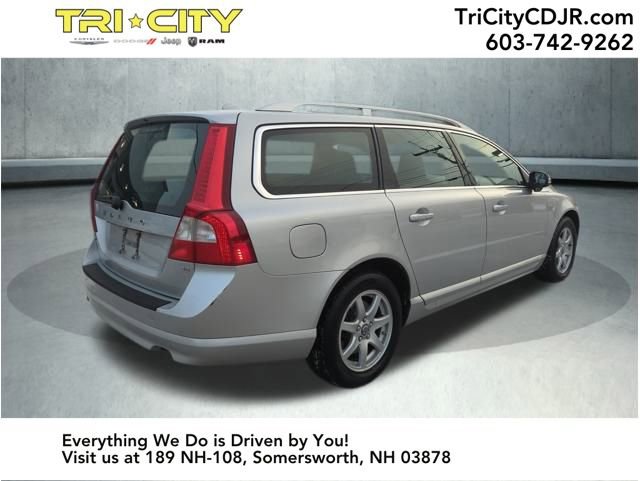 Used 2010 Volvo V70 3.2 image 5