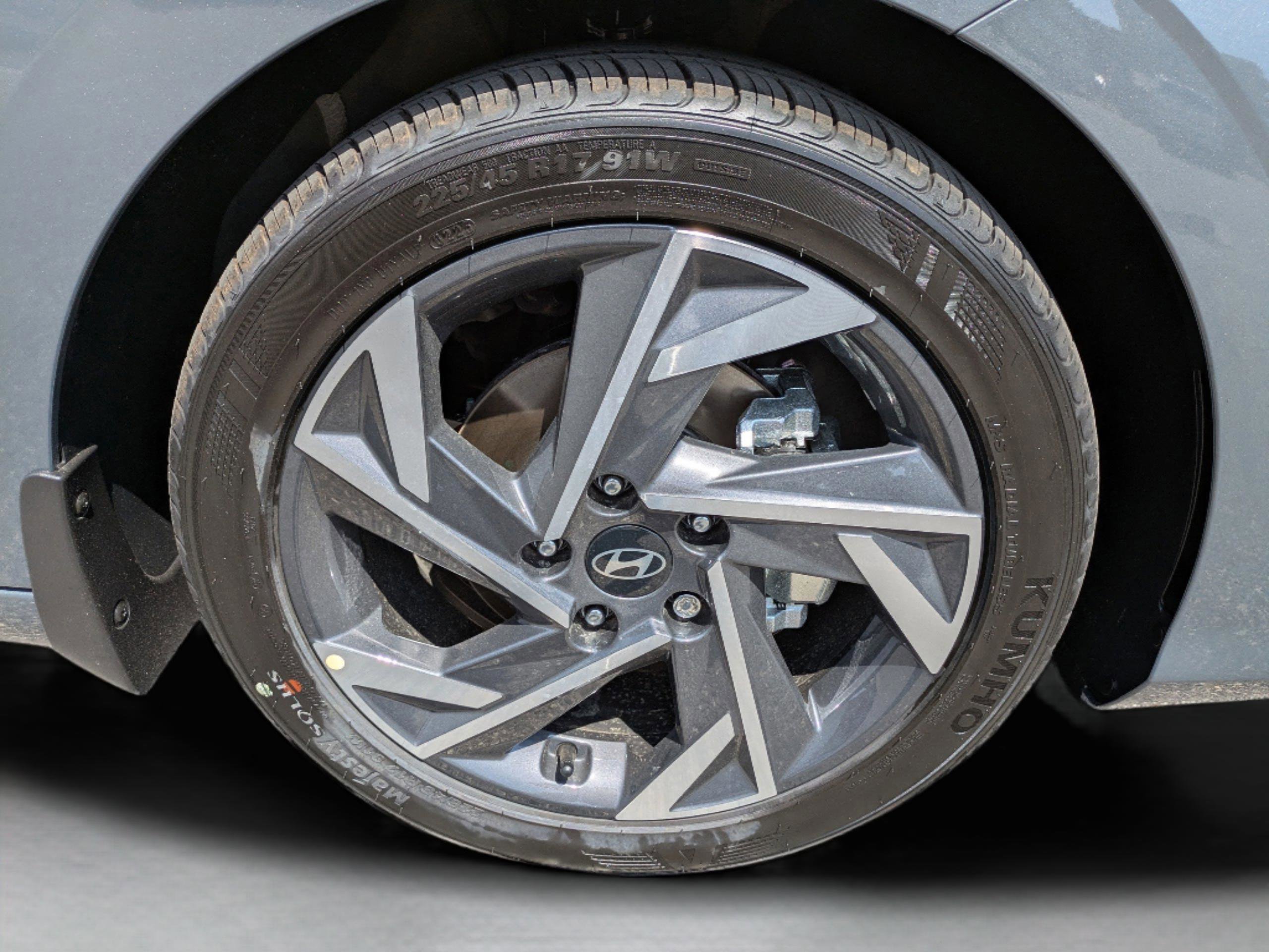 New 2026 Hyundai Elantra Sport image 14