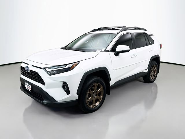 Used 2023 Toyota RAV4 AWD Hybrid image 3