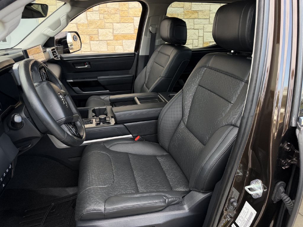 Used 2023 Toyota Tundra Limited w/ Power Package AWD/4WD image 27